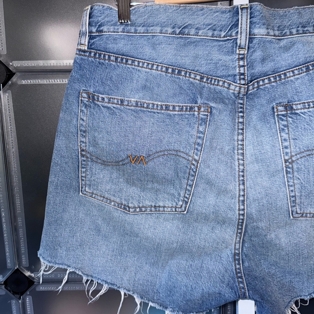 Denimist Brooke Denim Shorts in Blake Wash Women's Size 31 NWT - Picture 10 of 14